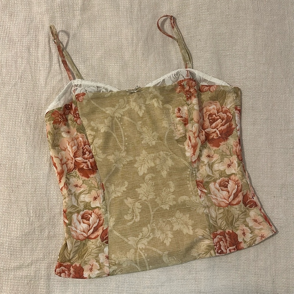 Tiger Mist Colson top